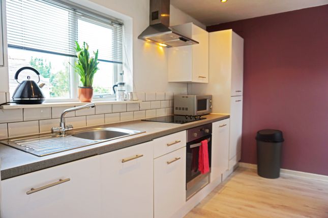 Flat to rent in Cathays Terrace, Cathays, Cardiff CF24