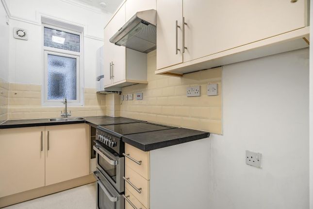 Flat 5 Bevington House, 23, Manor Road, Kent photo 3
