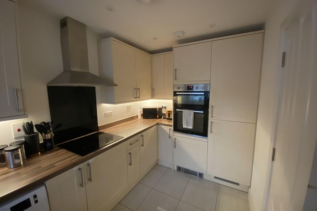 7 Birchfield Grove, Cranbrook photo 4