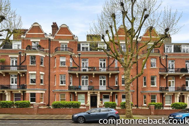 Flat to rent in Leith Mansions, Grantully Road, Maida Vale