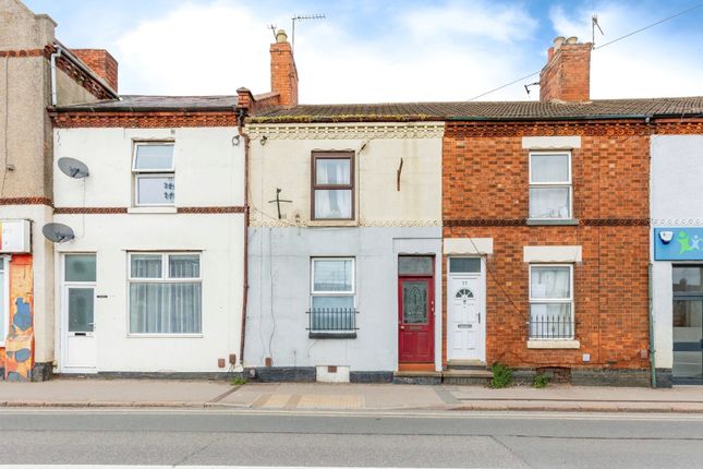 1-bed flat on 79, Weedon Road, Northamptonshire, £90,000