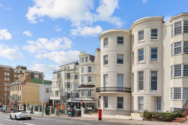 2-bed flat on 14, Marine House, Brighton, £375,000