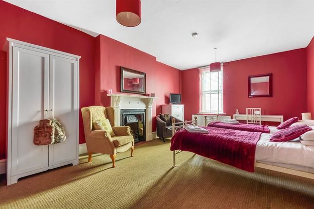 Portland House Tearoom & Bed & Breakfast, Spa Road, Llandrindod Wells photo 5