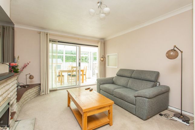 68, Highgate Road, Kent photo 3
