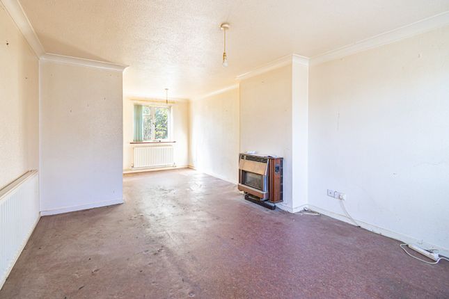 27 Waples Way, Dereham, Norfolk photo 2
