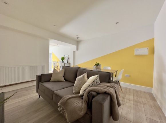 6-bed house on 47, Monks Road, Lincoln, £520/mo
