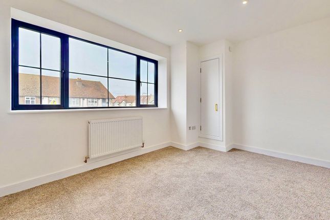 Flat to rent in Stafford Road, Croydon