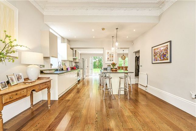 143, Castelnau, London photo 3