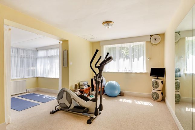 8653379-Interior29.Jpg