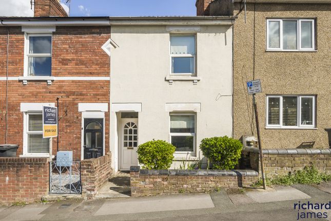 Thumbnail Terraced house for sale in Deacon Street, Swindon, Wiltshire