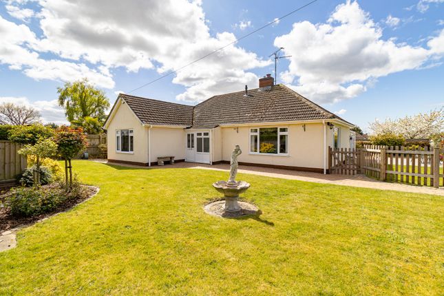 19 Orchard Grove, West Winch, Norfolk photo 3