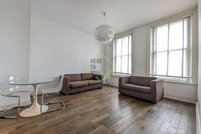 Flat to rent in Shoreditch High Street, London