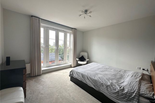 Flat 5, Unwins Court,, Gresham Park Road, Woking photo 4