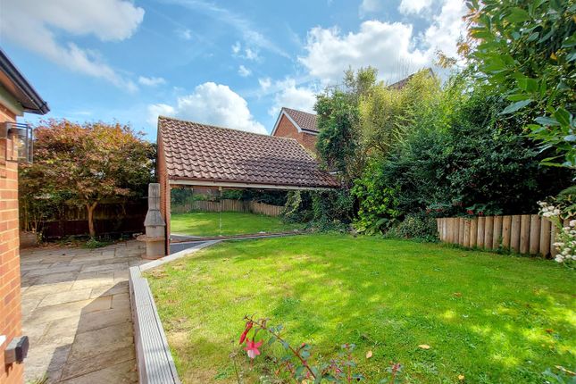 Detached house to rent in Saffron Meadow, Standon, Herts