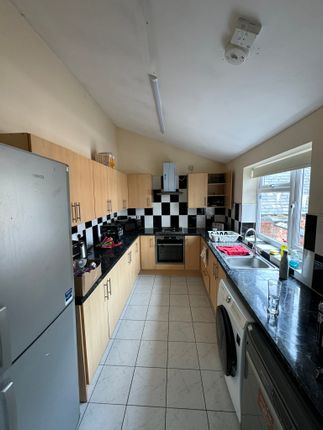 Balfour Road , Nottingham photo 4