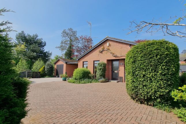 Thumbnail Detached bungalow for sale in South Street, Woodford Halse, Northamptonshire