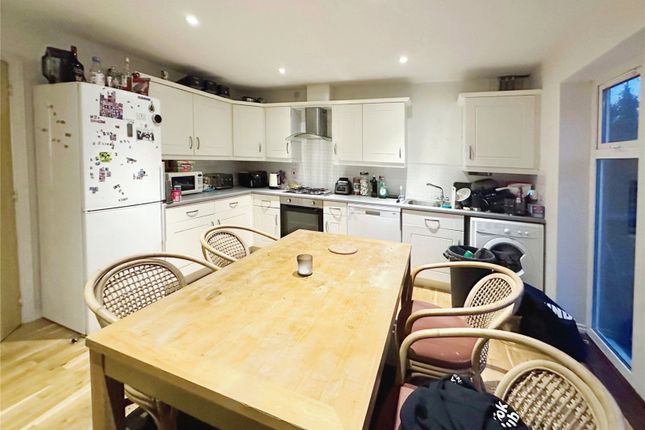 8 Richmond Court,, St. Davids Hill, Exeter photo 2
