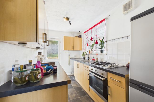 4, Vine Road, Southampton photo 3