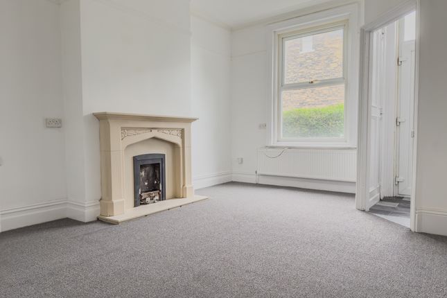 Terraced house to rent in Prospect Place, Leeds