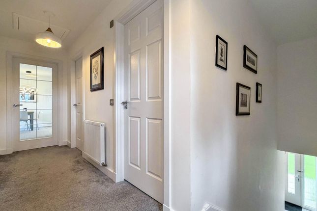 3, Carnegie Court, Elgin photo 2