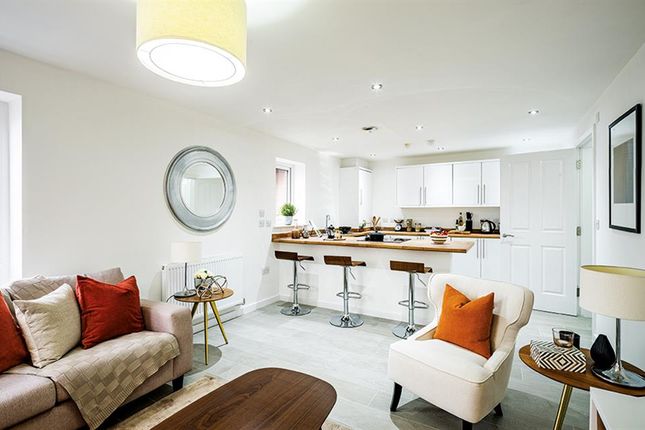 3 bedroom flat for sale in Milner Road, Heswall, Wirral