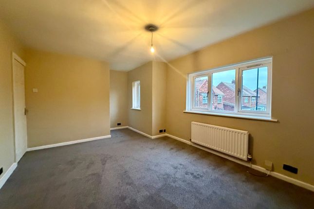 Almond Drive, Sunderland photo 5