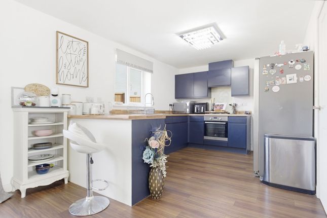 15 Hunton Road, Lowestoft photo 4