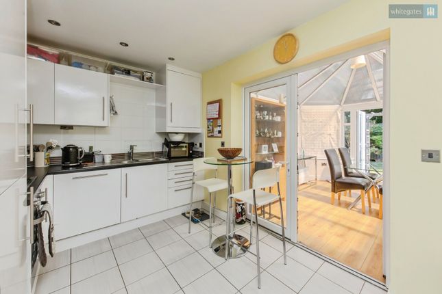 16A,, Imperial Court, Cheshire photo 4
