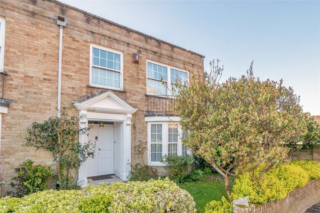 8, Courtenay Place, Hampshire photo 4