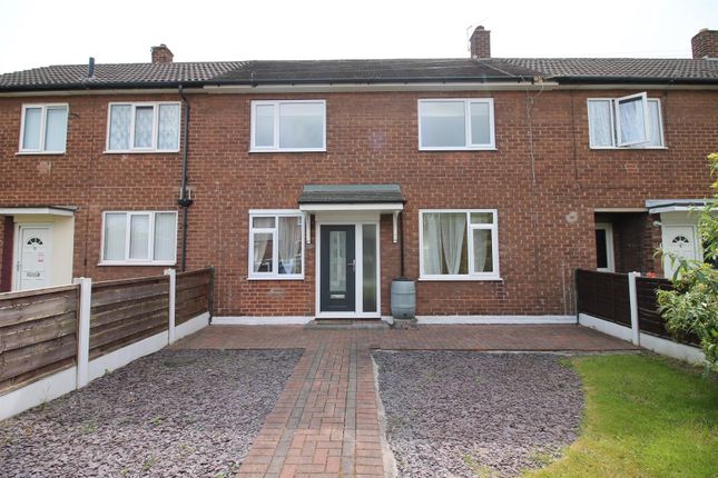 Thumbnail Terraced house to rent in Holly Walk, Manchester