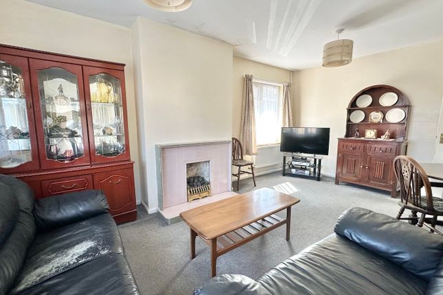 3, Deans Close, Bexhill-on-Sea photo 3