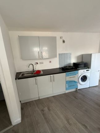Wivenhoe Road, Barking photo 2