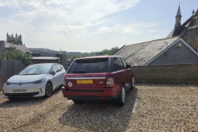 3 School House Mews, Barry photo 5