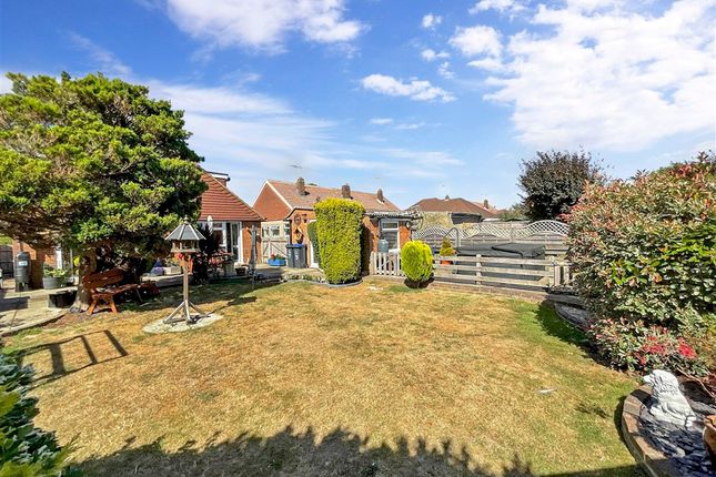Bowness Avenue Sompting, Lancing photo 4