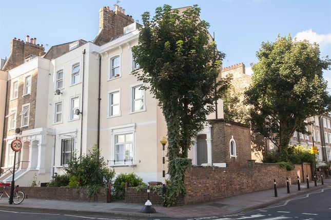 Thumbnail Flat for sale in Rectory Road, Stoke Newington