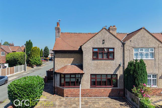 4-bed house on 12 Manor Grove, Leigh, £280,000