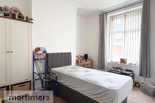 86, Cedar Street, Lancashire photo 3