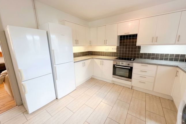 102 Beverley Road, Norwich photo 3