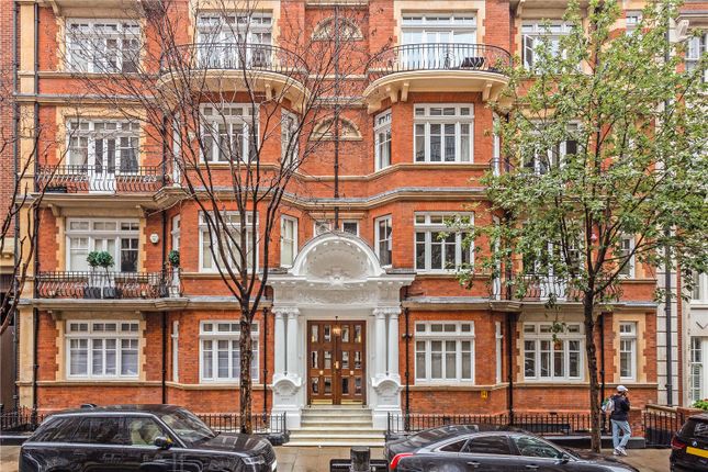 Thumbnail Flat for sale in Washington House, Basil Street, London