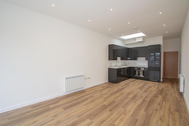 Thumbnail Flat to rent in Tregenna Hill, St Ives