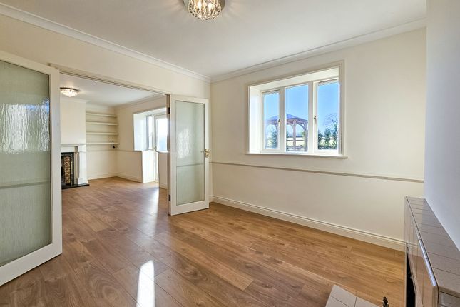 4 Longlands Lane, Wetherby photo 2