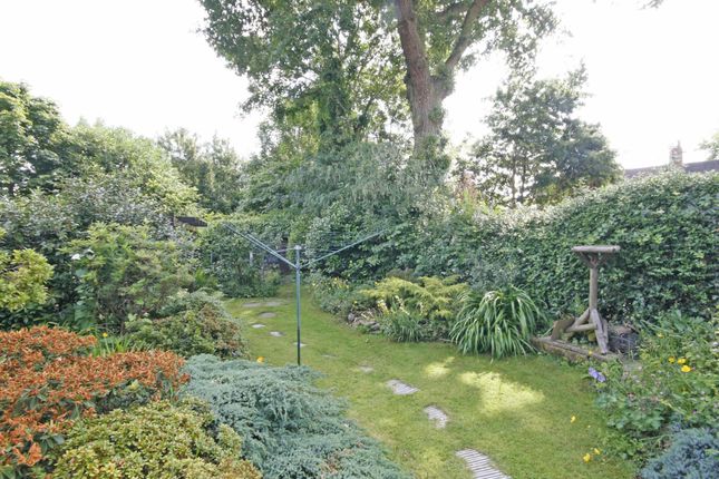 62, Birchwood Road, Surrey photo 4