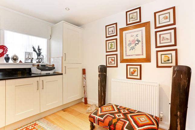 31, Racecourse Road, Newbury photo 3
