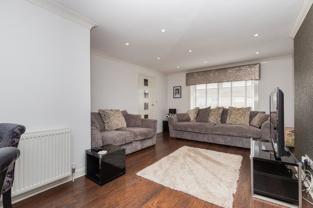 2 Leven Way, Paisley photo 2