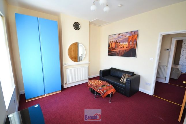 First Floor, 15, Kensington Road, Coventry photo 2
