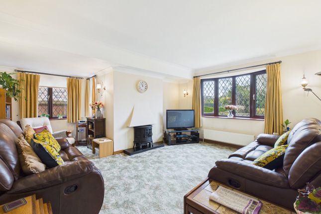 10, Recreation Drive, Downham Market photo 4