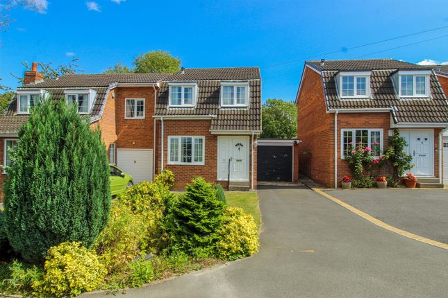 Thumbnail Detached house for sale in Dovedale Close, Crofton, Wakefield