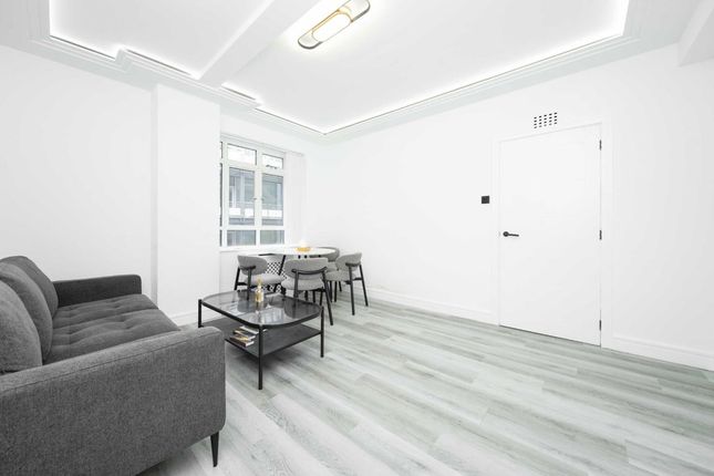 Flat 21, Paramount Court, 38-39, University Street, London photo 3
