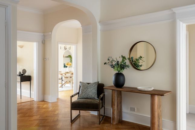 71 Redington Road, London photo 4