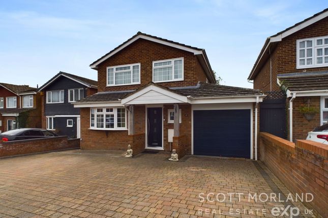 Thumbnail Detached house for sale in Dove Close, Basingstoke